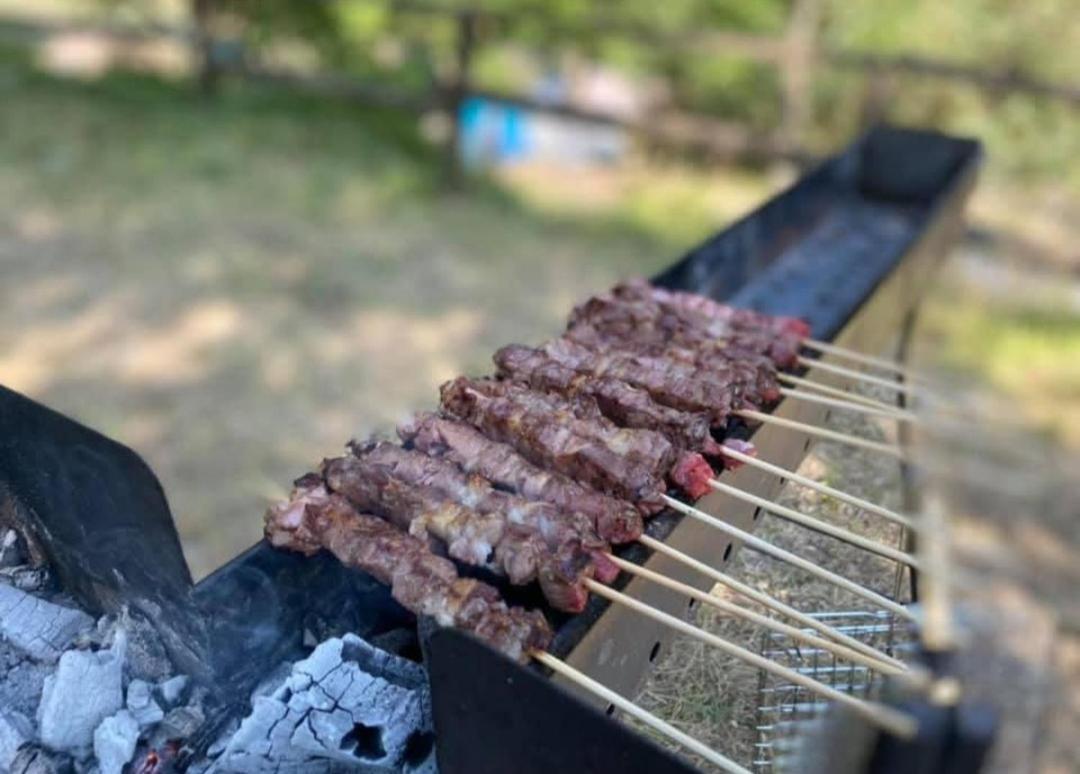Glamping Retreat I Laghetti Luxe tent Anversa Degli Abruzzi